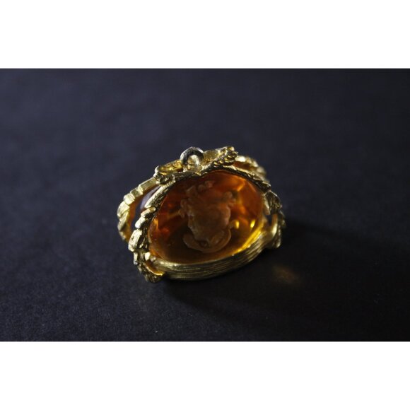 Vintage yellow glass Medusa intaglio fob, gentlemans watch fob - Picture 8 of 9